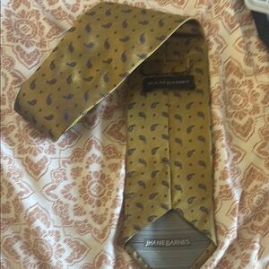 Johnnie Barnes Gold Paisley Tie